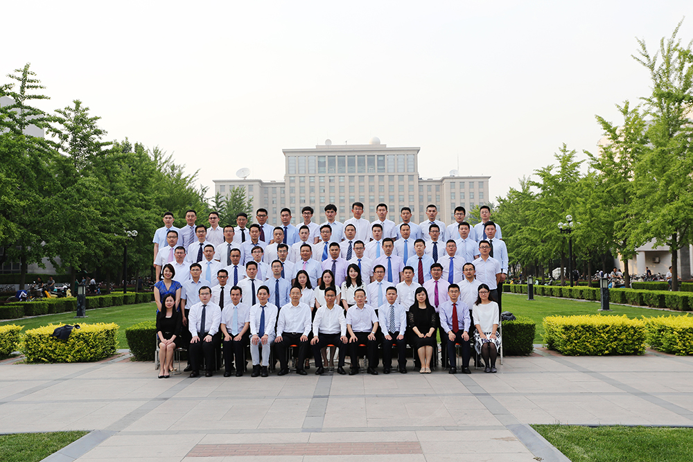 提升素质 增强梯队人才作育——九五至尊VI老品牌集团后备干部培训班在京乐成举行